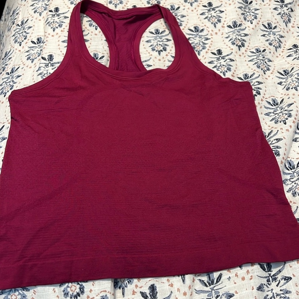 Lululemon swiftly tank race length pink size 6